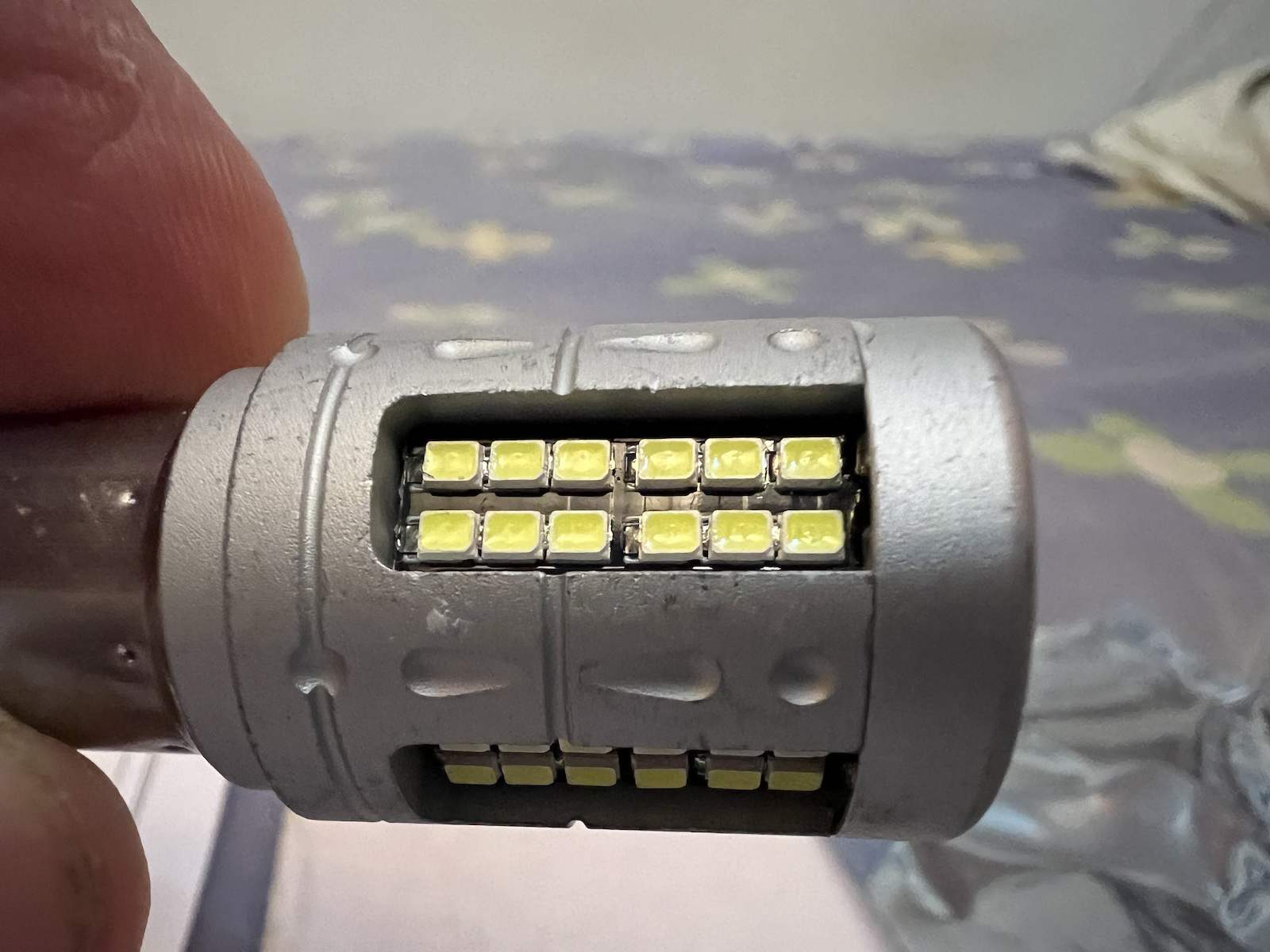 GloboStar Λάμπα Φορτηγού BA15S / P21W Canbus LED 6000K Ψυχρό Λευκό 7W 1τμχ