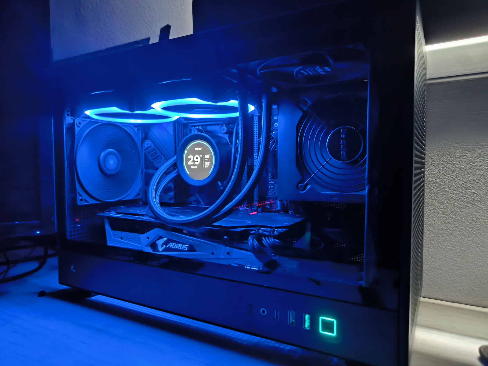 Deepcool CH260 Gaming Micro Tower Carcasă PC cu Panou Lateral Negru