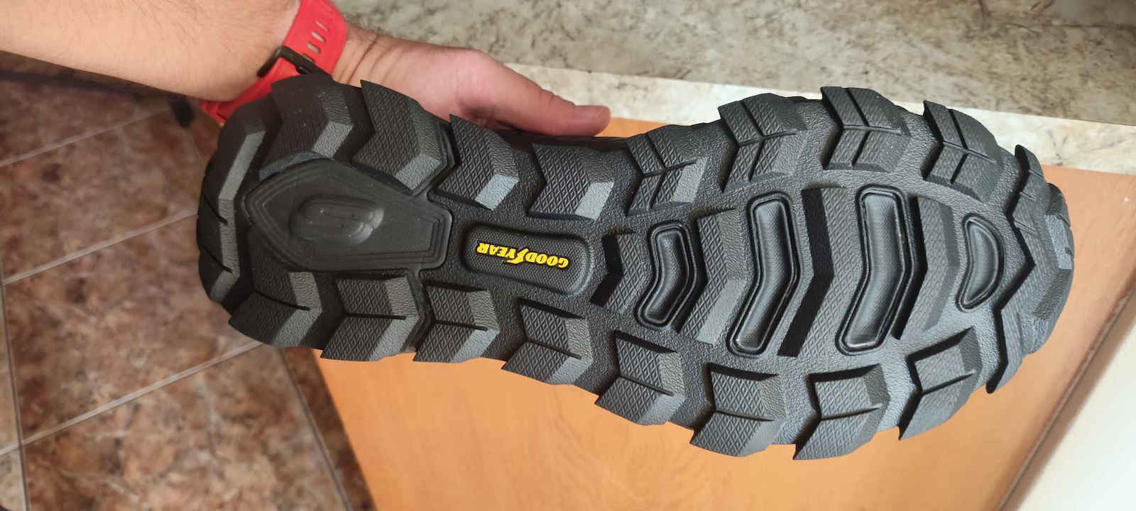 Skechers Ανδρικά Ορειβατικά Παπούτσια Μαύρα