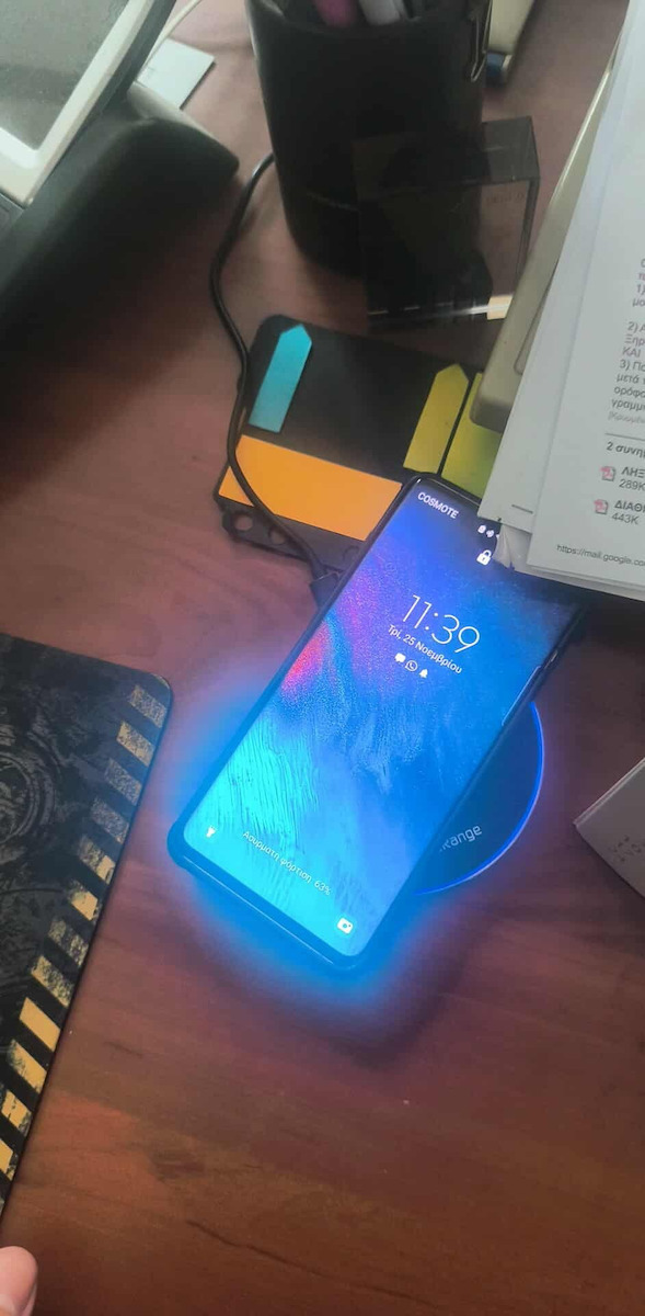 MediaRange Kabelloses Ladegerät (Qi Pad) 15W Schwarzs (MRMA118)