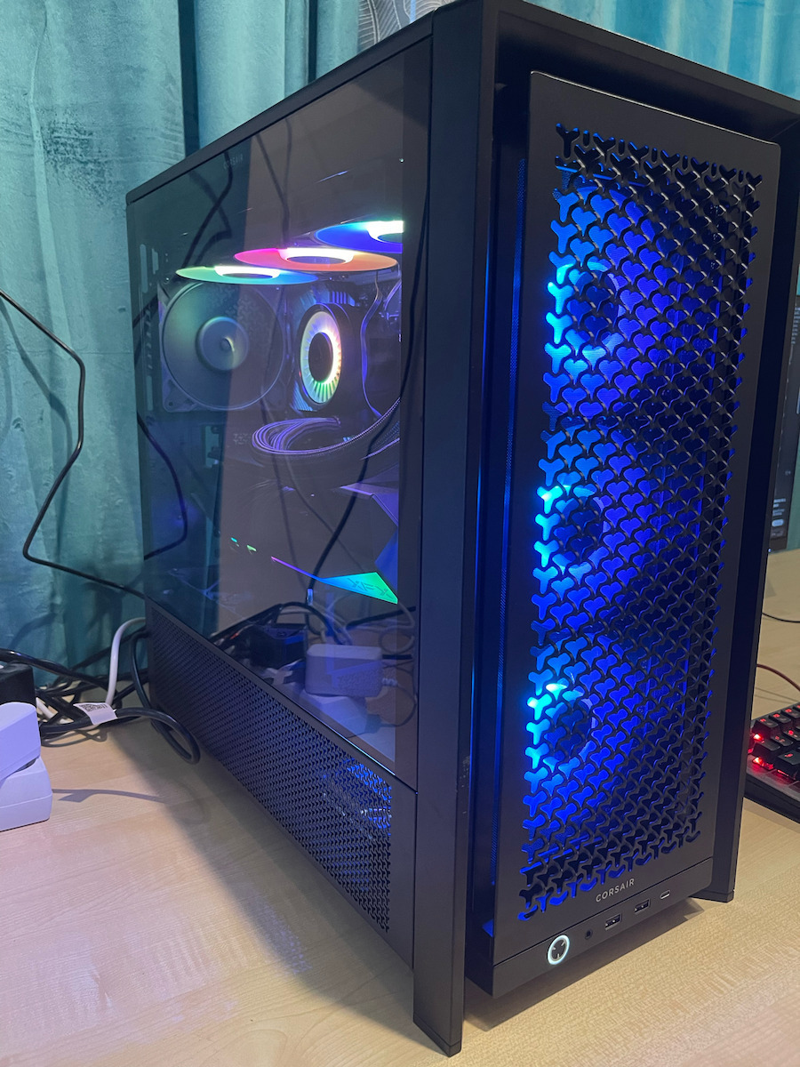 Corsair Frame 4000D RS Gaming Midi-Turm Computergehäuse mit RGB-Beleuchtung Schwarz