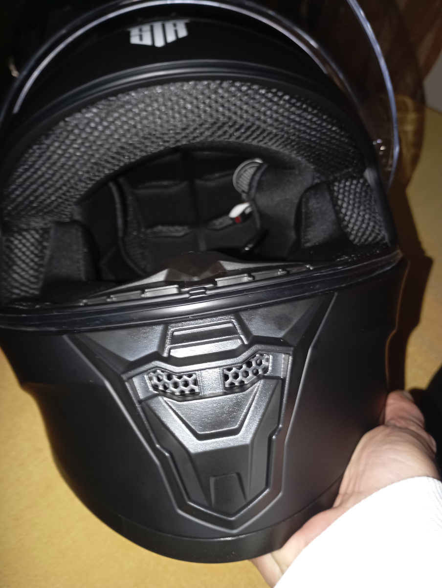 STR GT-2 Black Matt Motorcycle Helmet Full Face ECE 22.06 1450gr