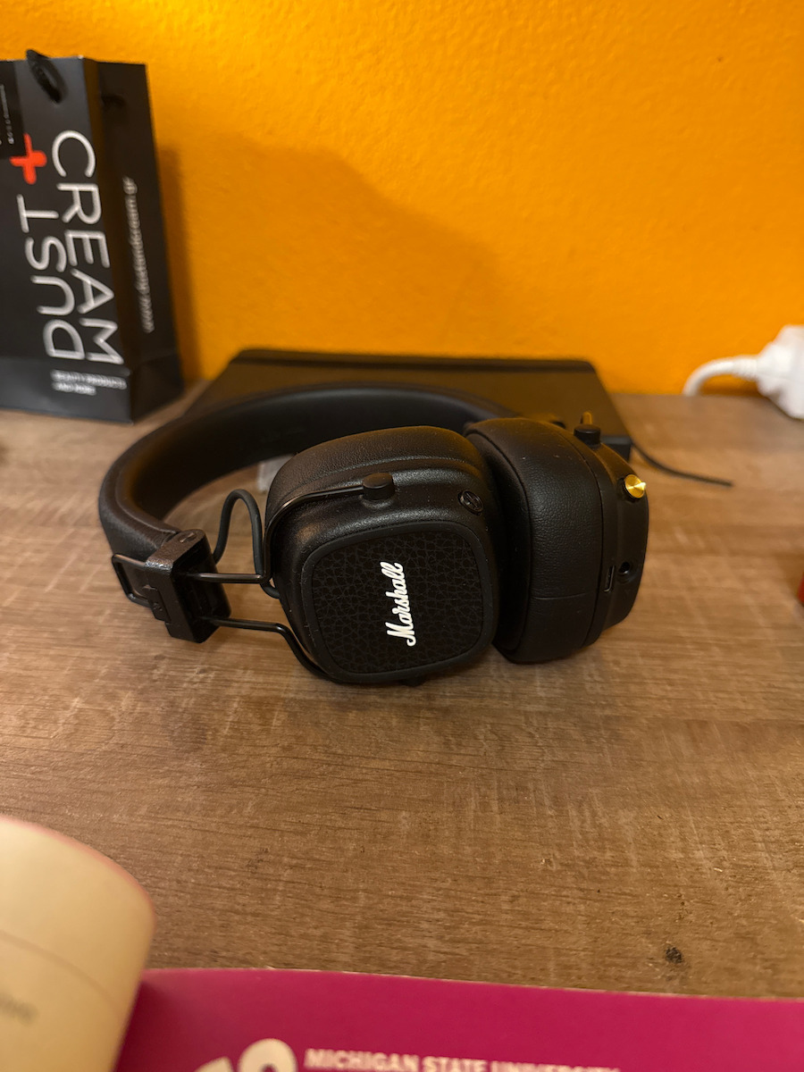 Marshall Major V Ασύρματα / Ενσύρματα On Ear Ακουστικά με 100 ώρες Λειτουργίας και Quick Charge Μαύρα