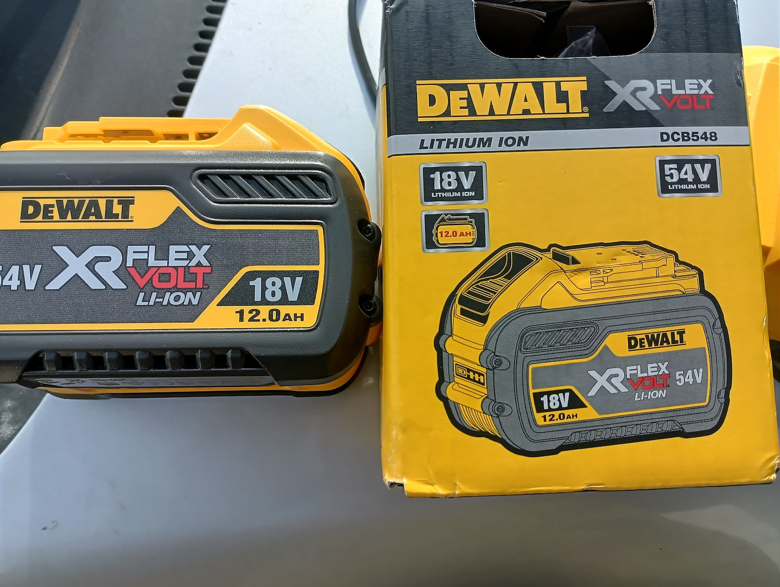 Dewalt Μπαταρία Εργαλείου Λιθίου 54V με Χωρητικότητα 12Ah