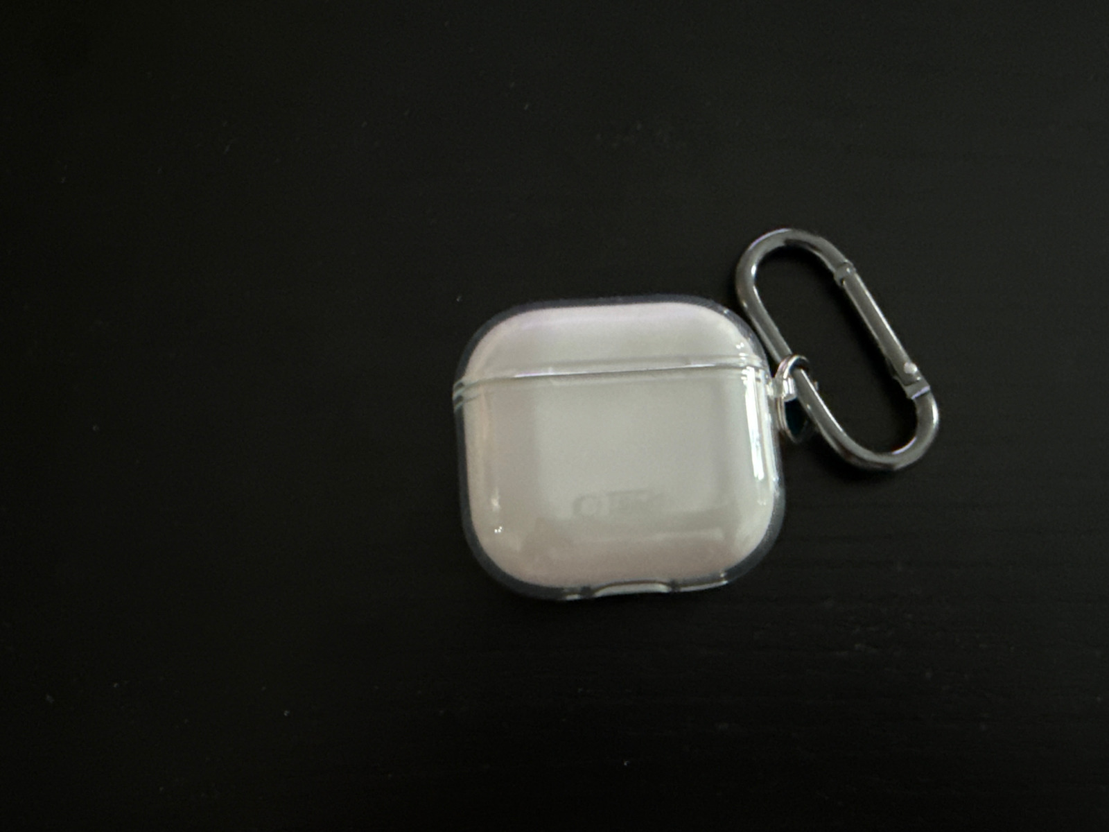 Tech-Protect Flexair Case Silicone with Hook in Transparent color for Apple AirPods 4