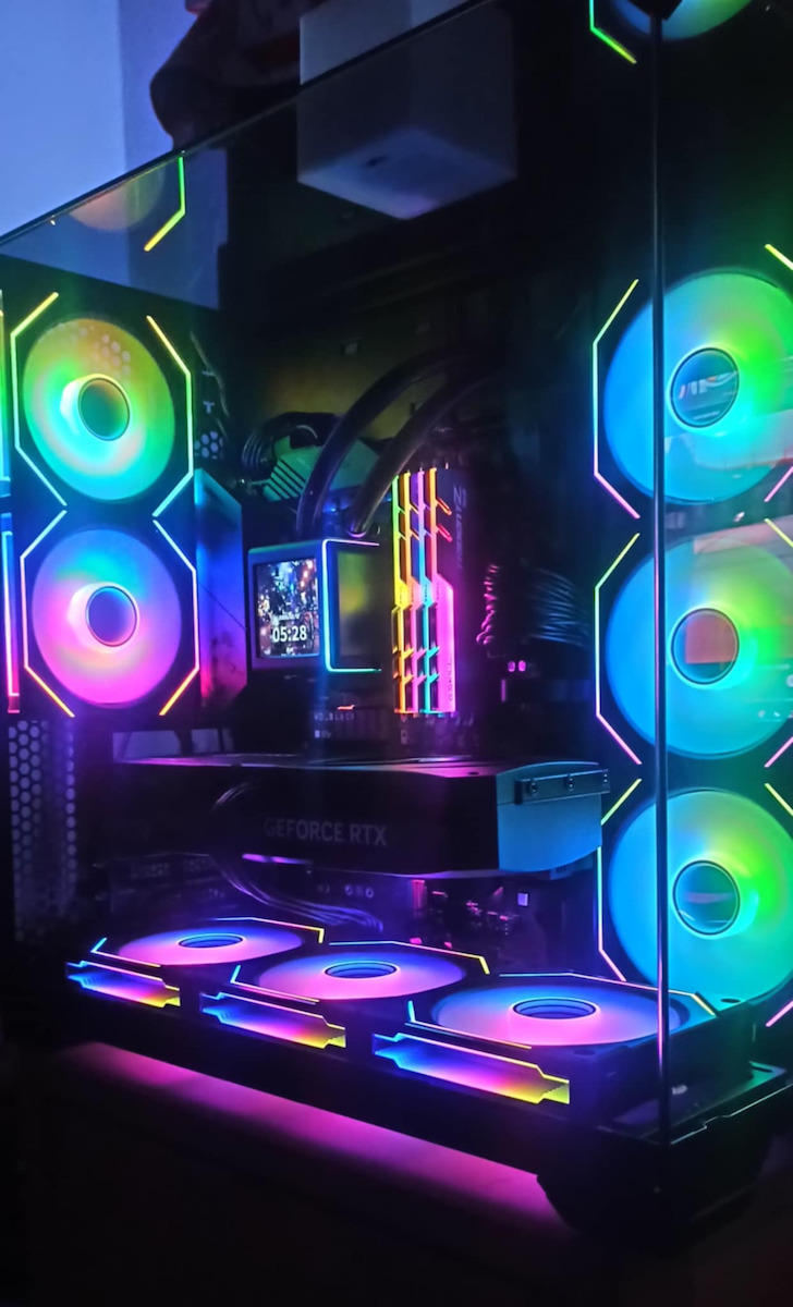 Lian Li UNI FAN SL Infinity Wireless Case Fan 120mm (2300rpm / 67cfm) with ARGB Lighting 3pcs