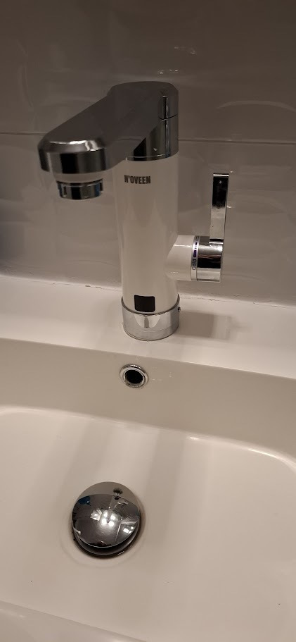 N'Oveen Electric Single-Phase Instant Heater Tap for Kitchen 3.6kW