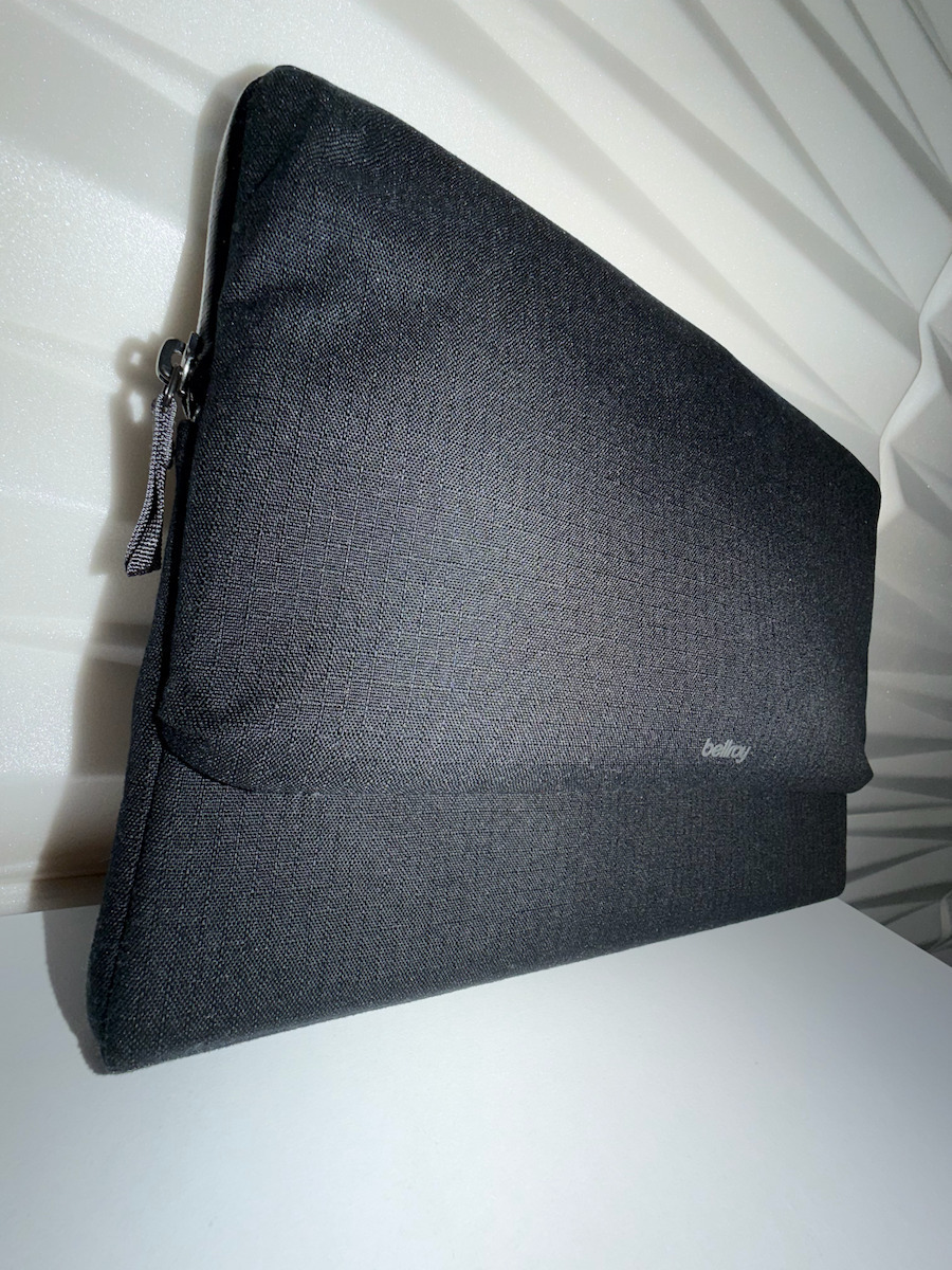Bellroy Θήκη για Laptop 14" σε Μαύρο χρώμα DLCA-BLK-231