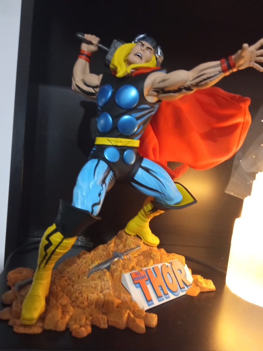 Mcfarlane Toys Marvel: Thor Φιγούρα ύψους 26εκ. σε Κλίμακα 1:6