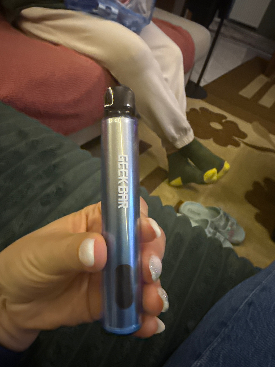 Geek Bar Țigară Electronică de unică folosință 600 Inhalări Blueberry Ice 2ml 20mg