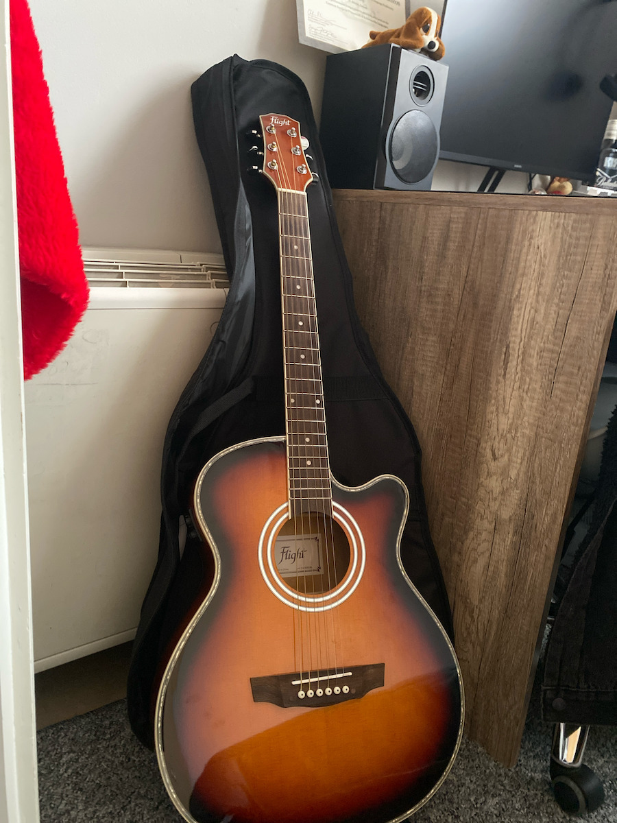 Ακουστική Κιθάρα Cutaway Sunburst / Spruce