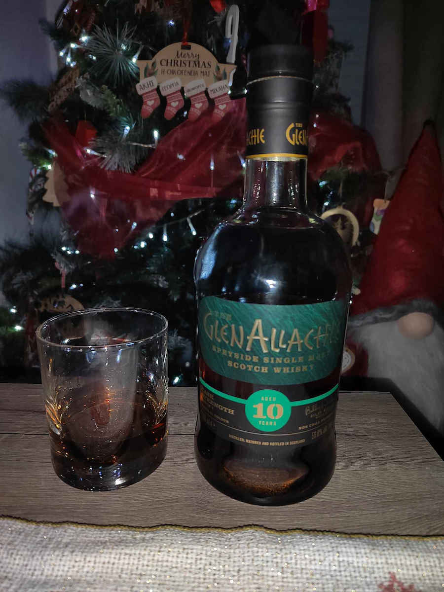 Old Cask Strength Batch 6 Single Malt Whisky 10 Years Scotland in a Box 57.8% 700ml