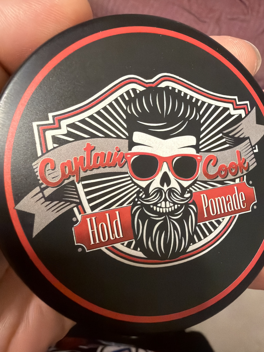 Eurostil Captain Cook Strong Hold Pomade για Δυνατό Κράτημα & Λάμψη 100ml