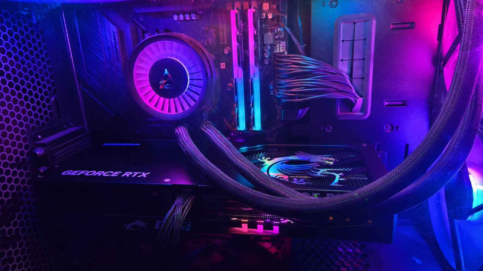 MSI GeForce RTX 5070 12GB GDDR7 Гейминг Трио OC Видеокарта