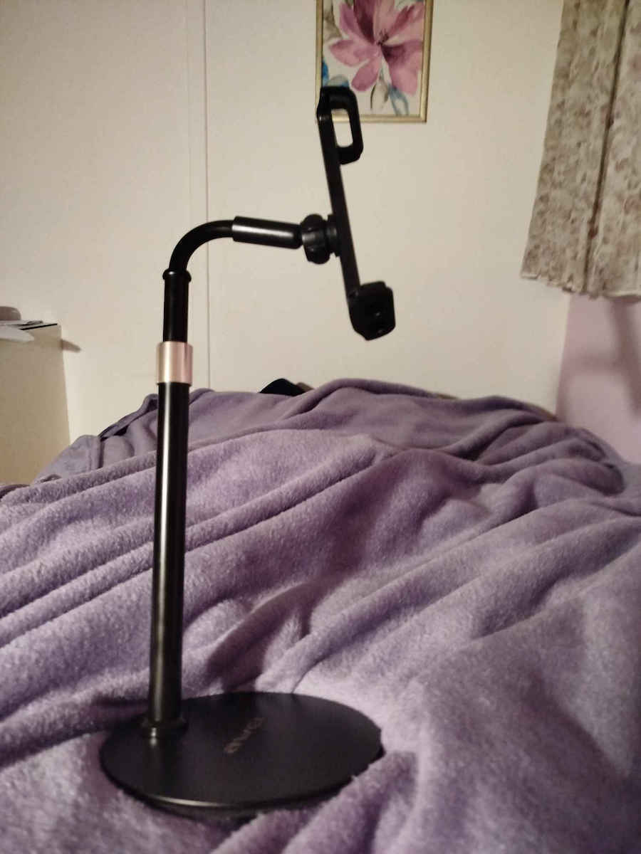 Awei X18 Mobile Phone Stand with Extension Arm in Black Colour