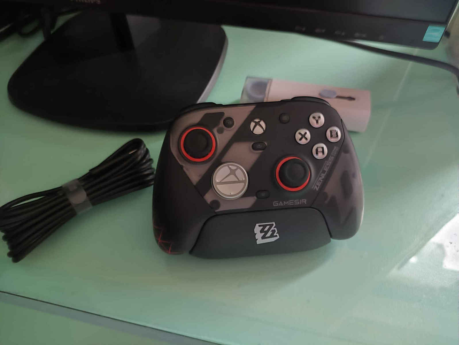 Gamesir G7 Pro Zenless Zone Zero Edition Wireless & Wired Gamepad with Hall Effect Sticks for Android / PC / Xbox One / Xbox Series Black