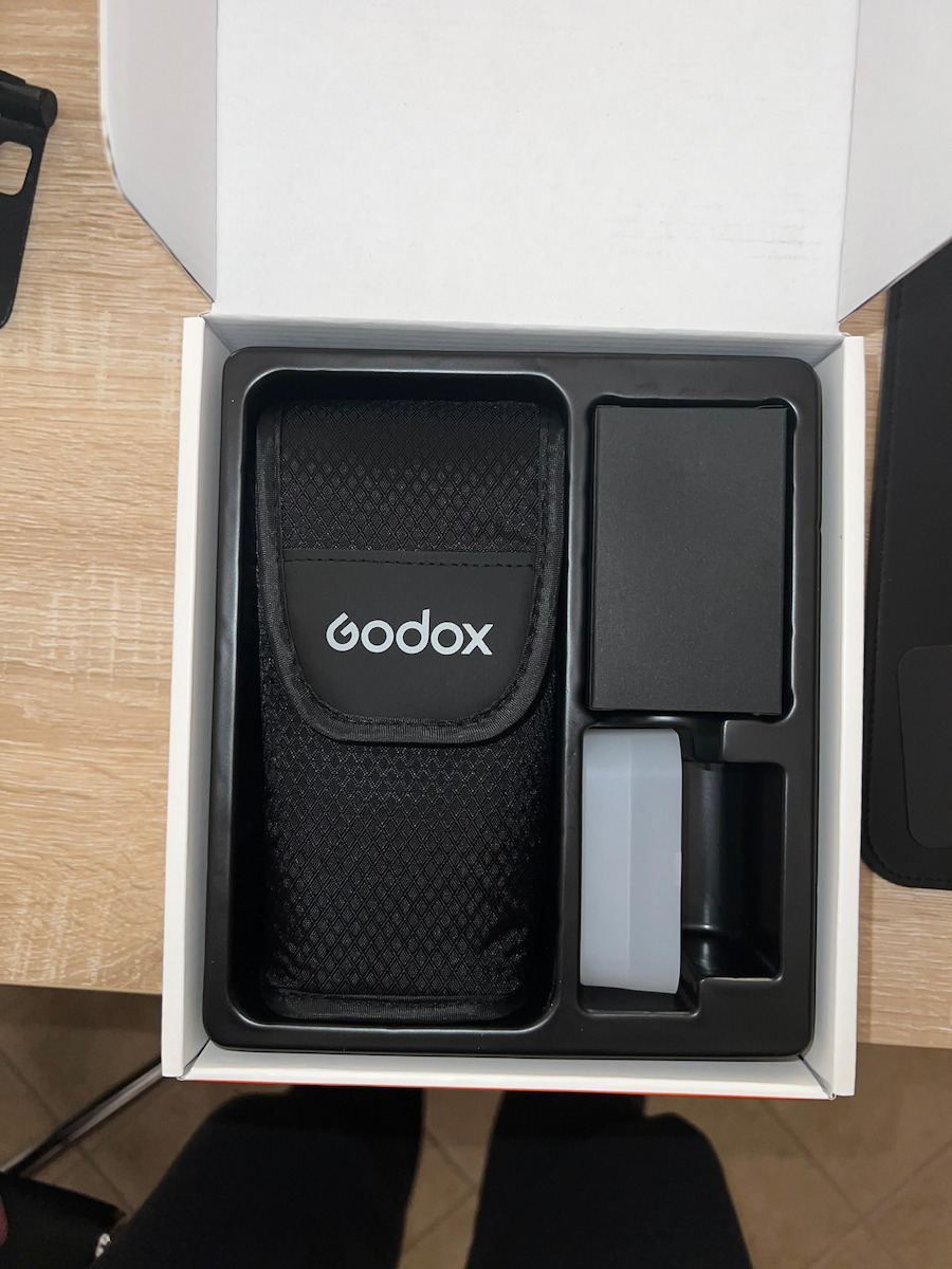 Godox GD-V480F-KIT TTL Flash For Fujifilm Cameras