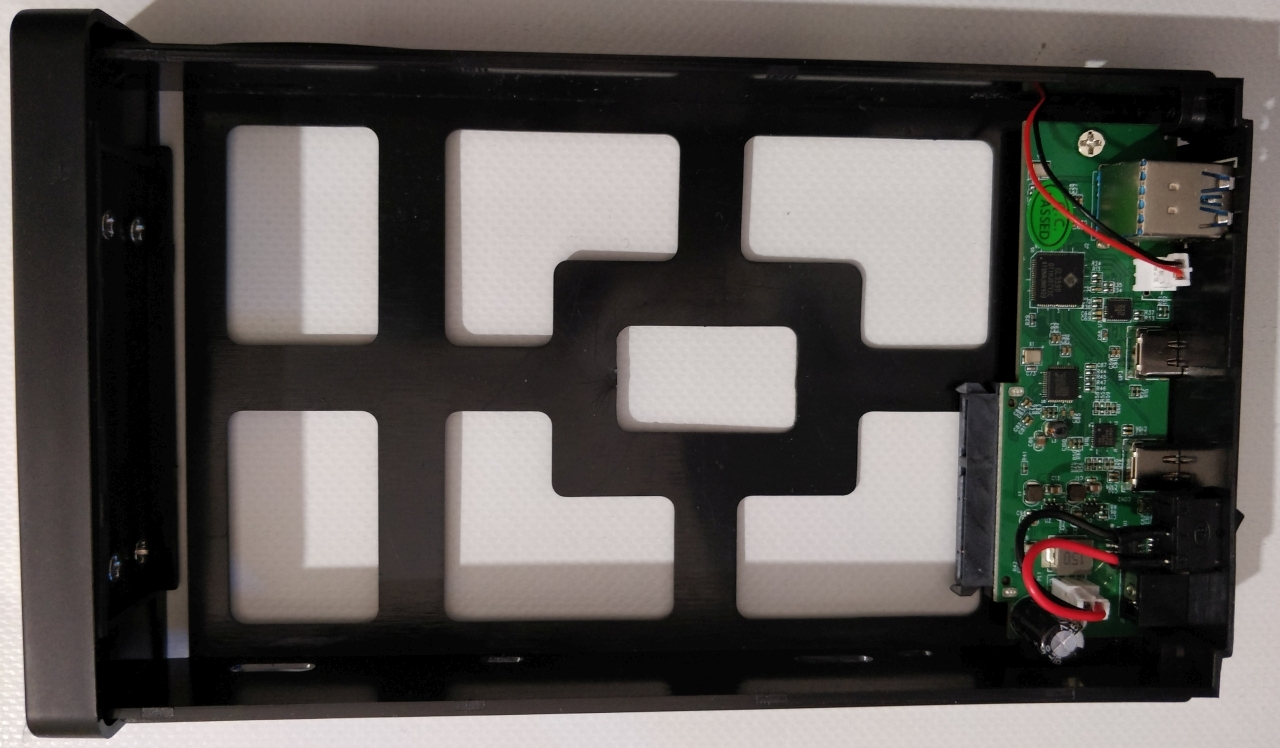 Icy Box Θήκη για Σκληρό Δίσκο 2.5" / 3.5" SATA III με σύνδεση USB 3.2 Type-C