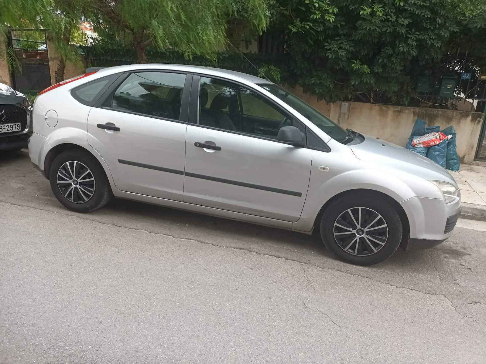 Versaco Auto Radkappen Set Rapide mit Marke Auto 4Stück 15" Schwarz