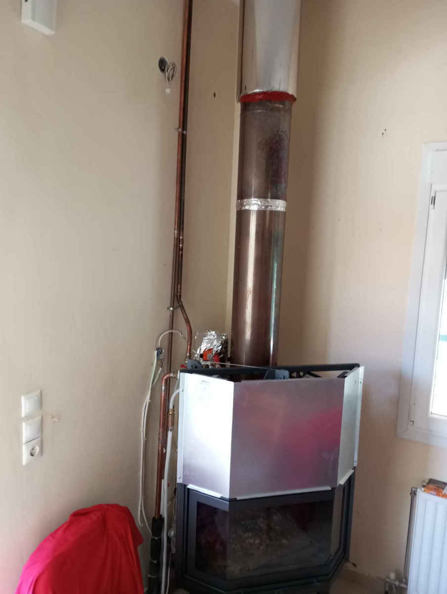 Warm FW 80 ΒD Boiler Poly Ενεργειακό Τζάκι Ξύλου Καλοριφέρ 30.37kW Πρισματικό με Συρόμενη Ανοιγόμενη Πόρτα