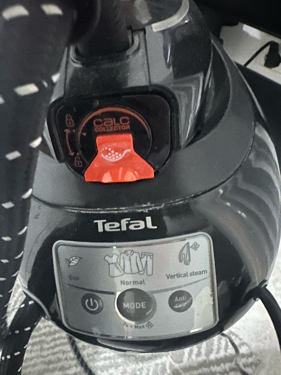 Tefal Express Power Dampfbügelstation 6.6bar mit Behälter 1.8lt