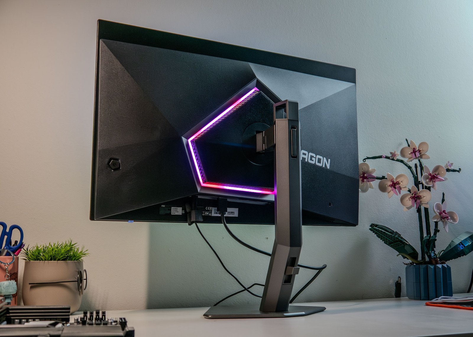 AOC Agon AG276QZD2 OLED HDR Spiele-Monitor 26.7" QHD 2560x1440 240Hz