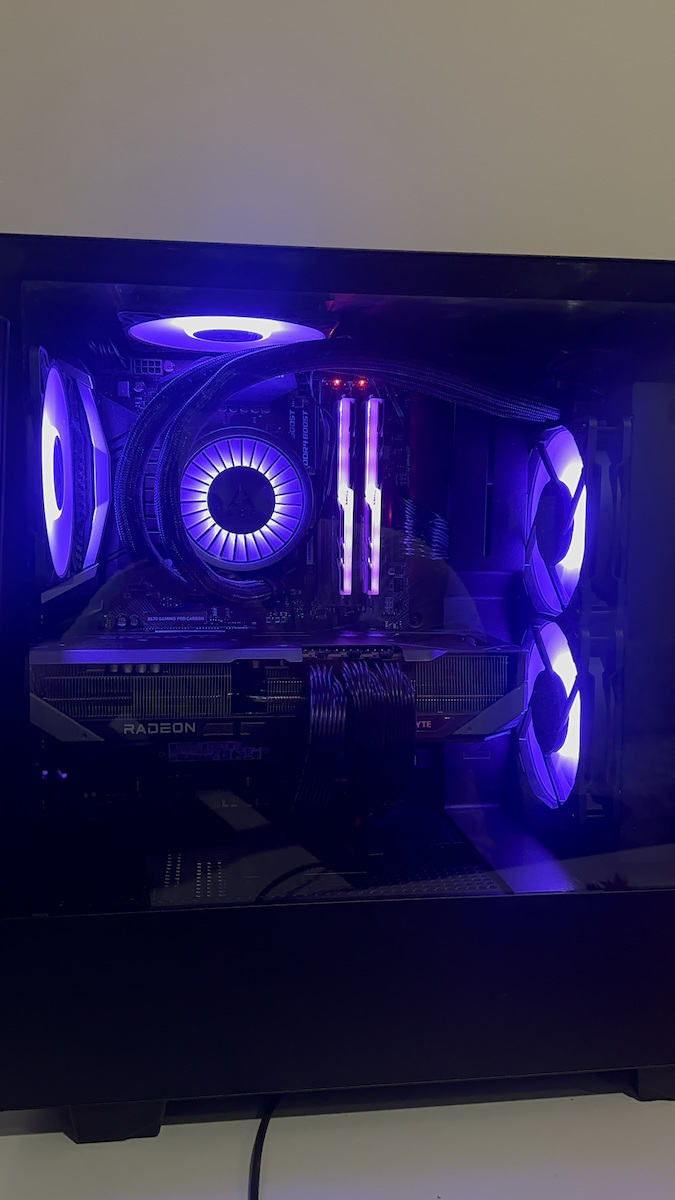 Arctic Freezer III Pro 240 AIO CPU Water Cooling with 2 120mm Fans and ARGB Lighting