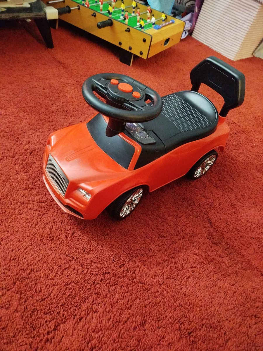 Moni Car Baron JY-Z04B Ride On Car for 12+ Months Red
