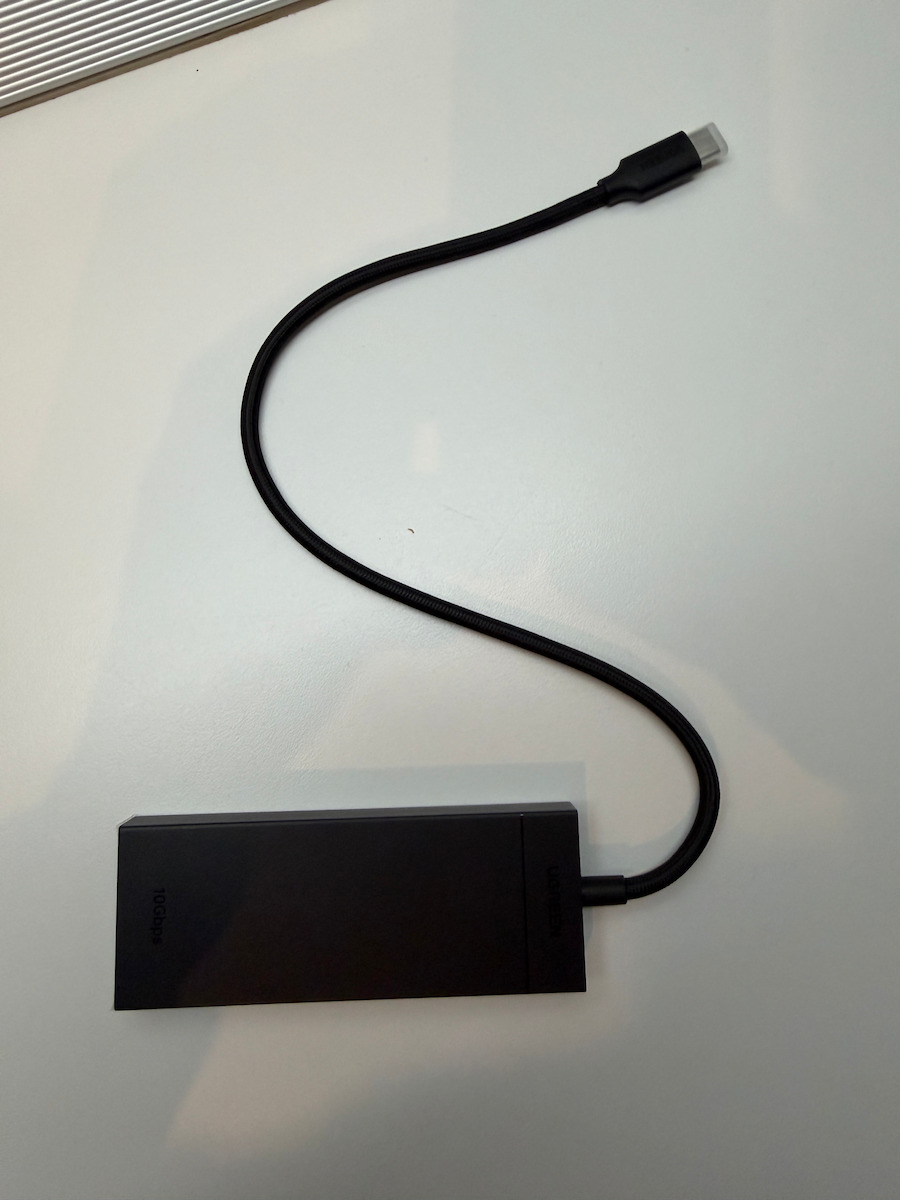 Ugreen Hub 4 Ports USB 3.2 with USB-C Connection