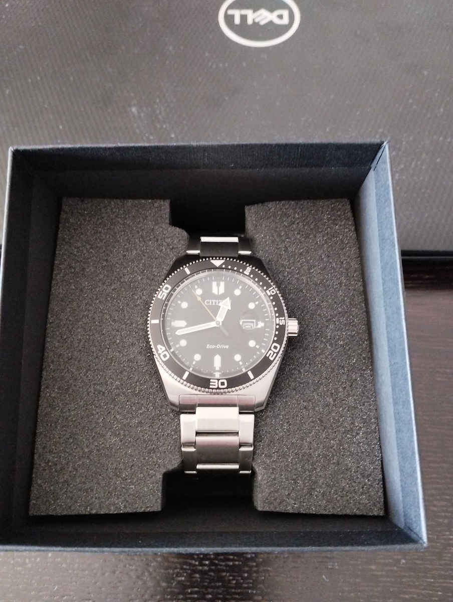 Citizen Ανδρικό Ρολόι 43mm Μπαταρίας με Ασημί Μεταλλικό Μπρασελέ