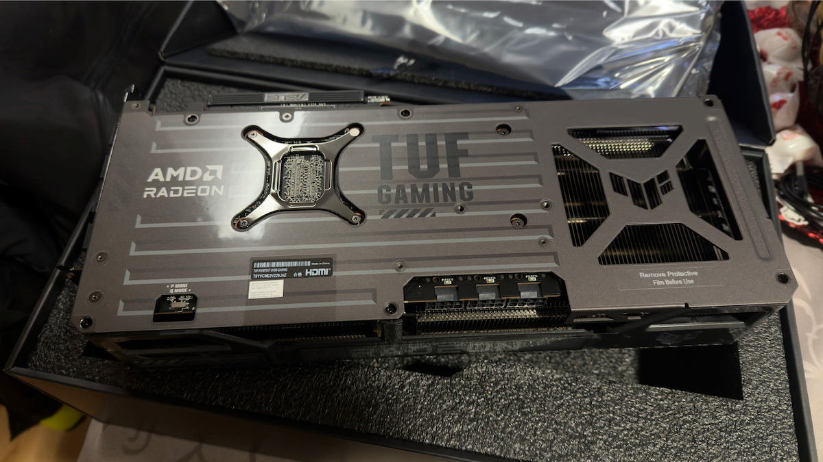 Asus Radeon RX 9070 XT 16GB GDDR6 OC Grafikkarte