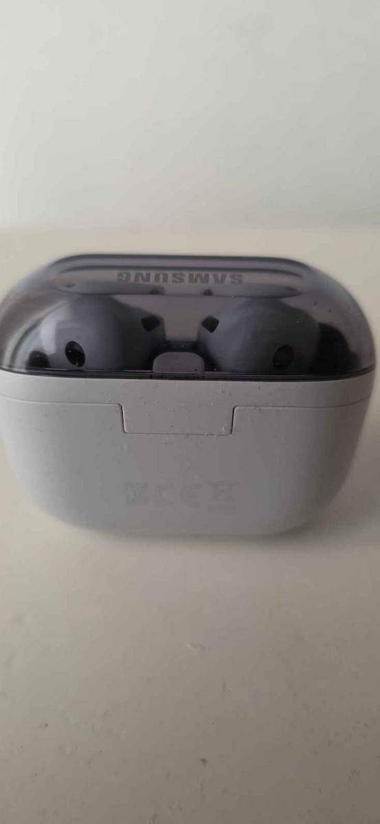 Samsung Galaxy Buds3 FE Bluetooth Handsfree Earphones with Sweat Resistance and Charging Case Gray