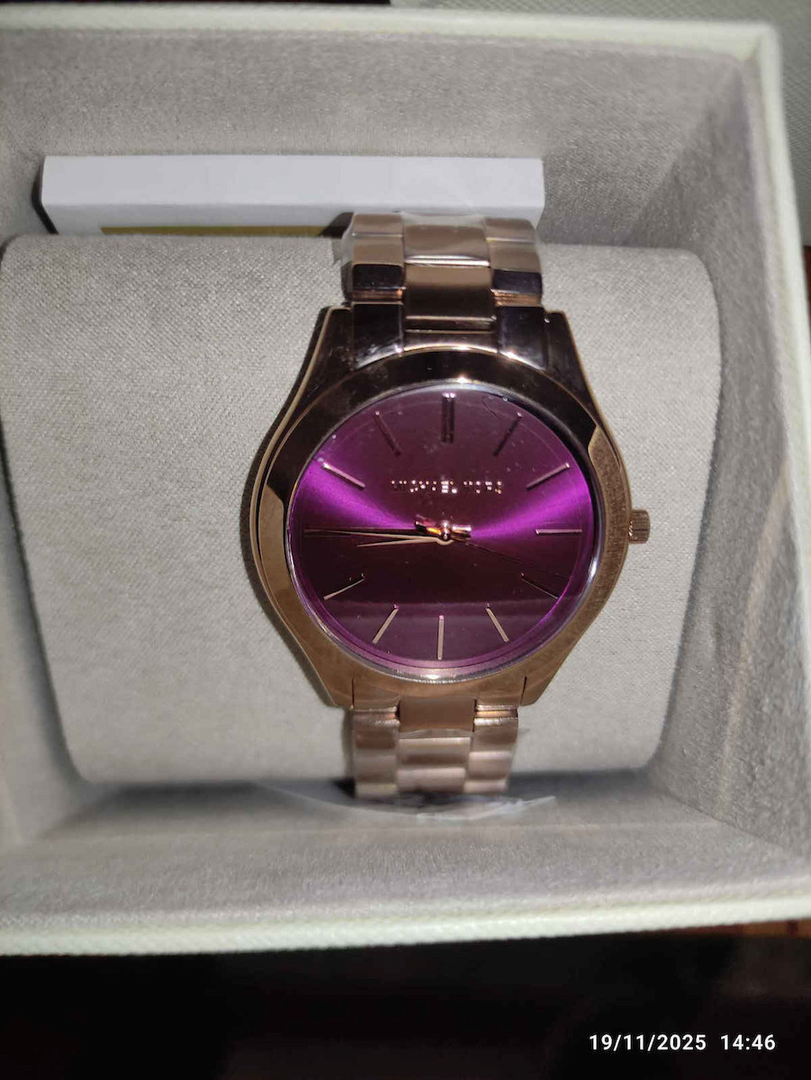 Michael Kors Slim Women's Watch with Silver Metal Bracelet