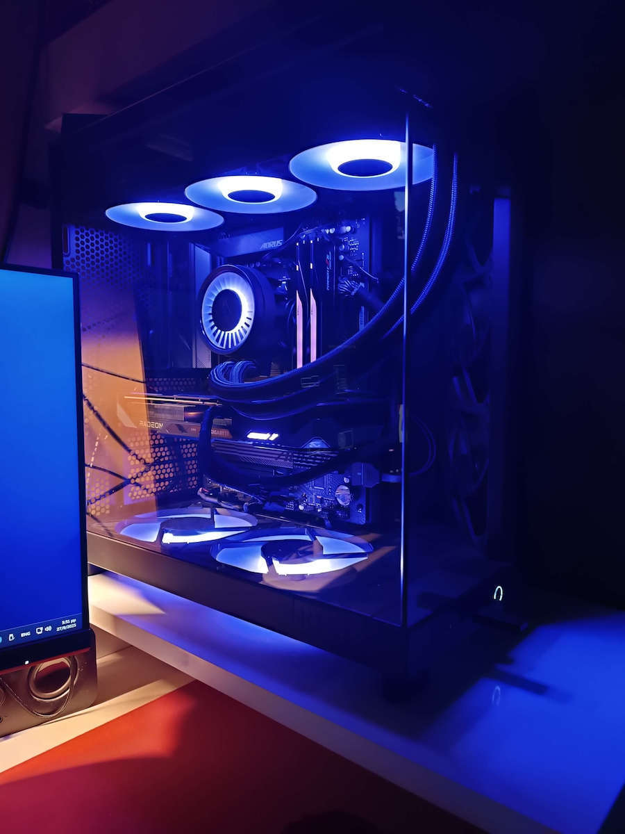 NZXT H6 Flow Gaming Midi Tower Κουτί Υπολογιστή με Πλαϊνό Παράθυρο Μαύρο