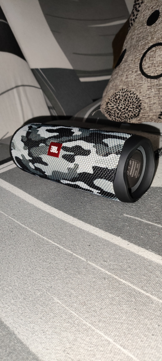 JBL Flip 5 Αδιάβροχο Ηχείο Bluetooth 20W με Διάρκεια Μπαταρίας έως 12 ώρες Black Camo