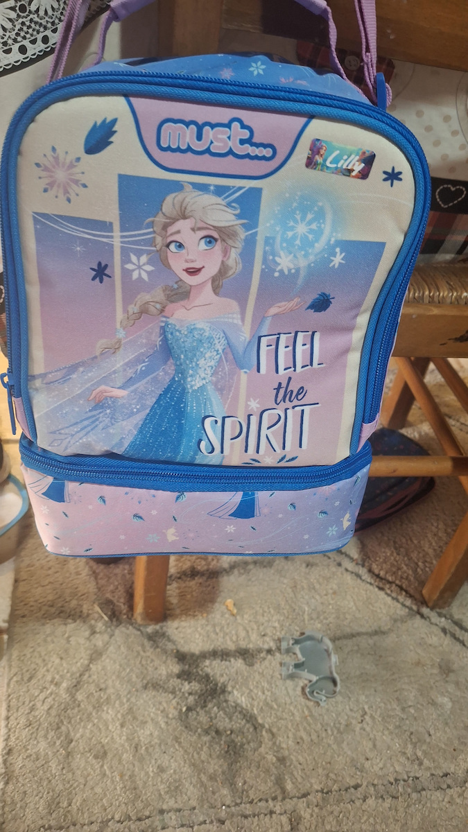 Must Team Yummy School Insulated Shoulderbag Lunch Bag 7L Purple Frozen 22x16x28cm