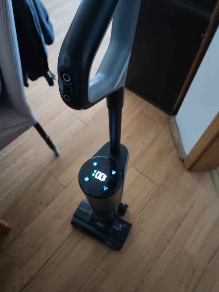 Dreame H12 Pro Rechargeable Stick Vacuum 21.6V Black