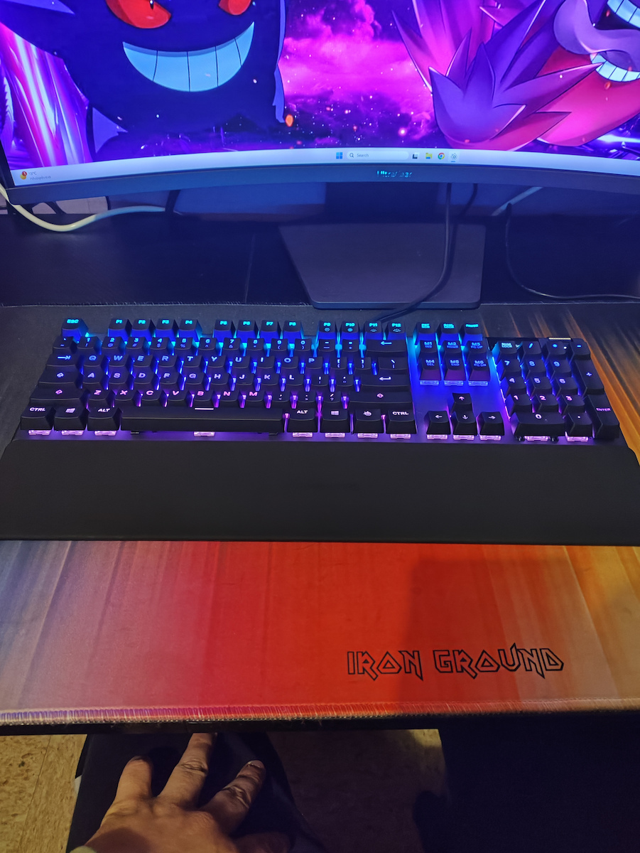 SteelSeries Apex 5 Gaming Mechanische Tastatur mit SteelSeries Hybrid Schaltern und RGB-Beleuchtung (Englisch US)