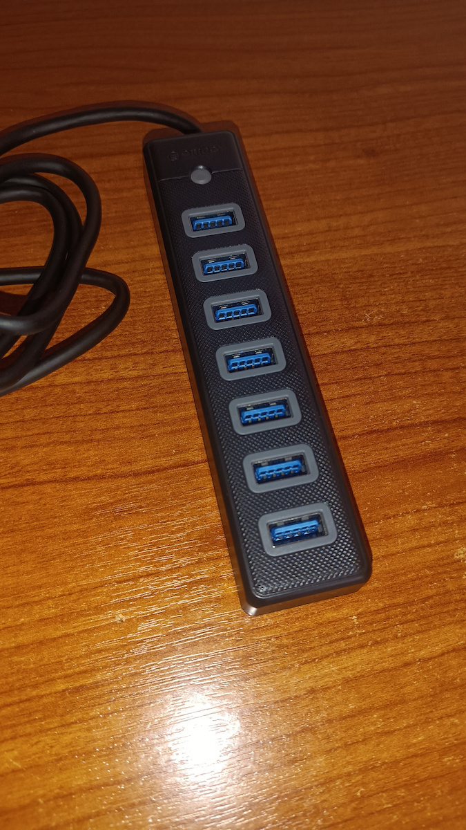 Orico Хъб 7 Порта USB 3.0 с Връзка USB-A