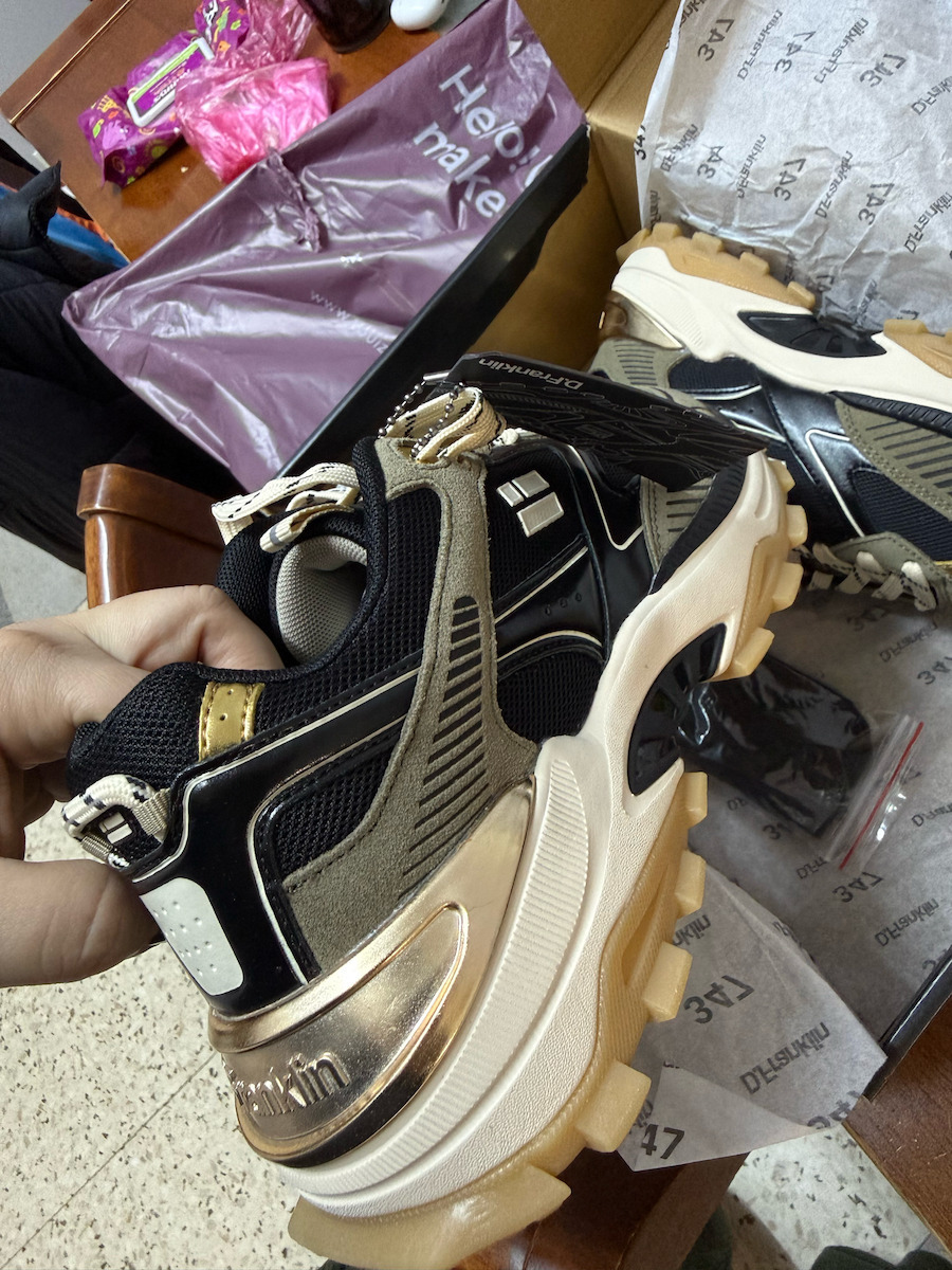 Γυναικεία Chunky Sneakers Black / Gold