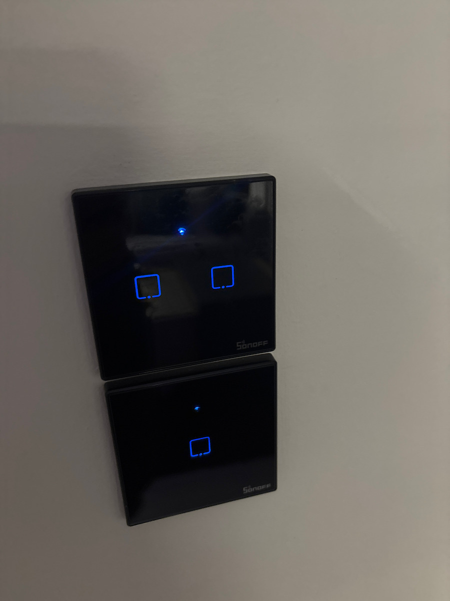 Sonoff Recessed Touch Wall Switch Wi-Fi Lighting Two-Way with Frame Black
