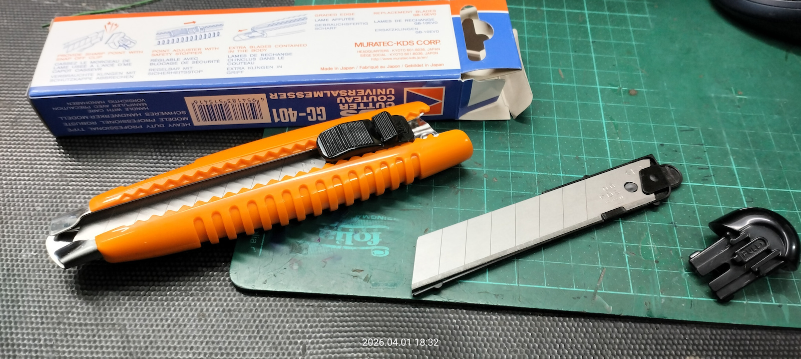 KDS Folding Knife Security with Blade Width 18mm Orange