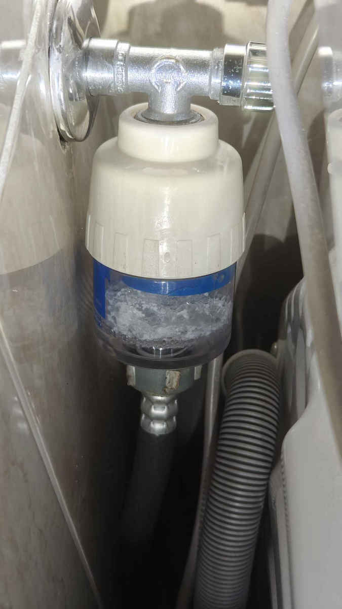 Aquasan Aquasweet Laundry Water Softener with Crystals