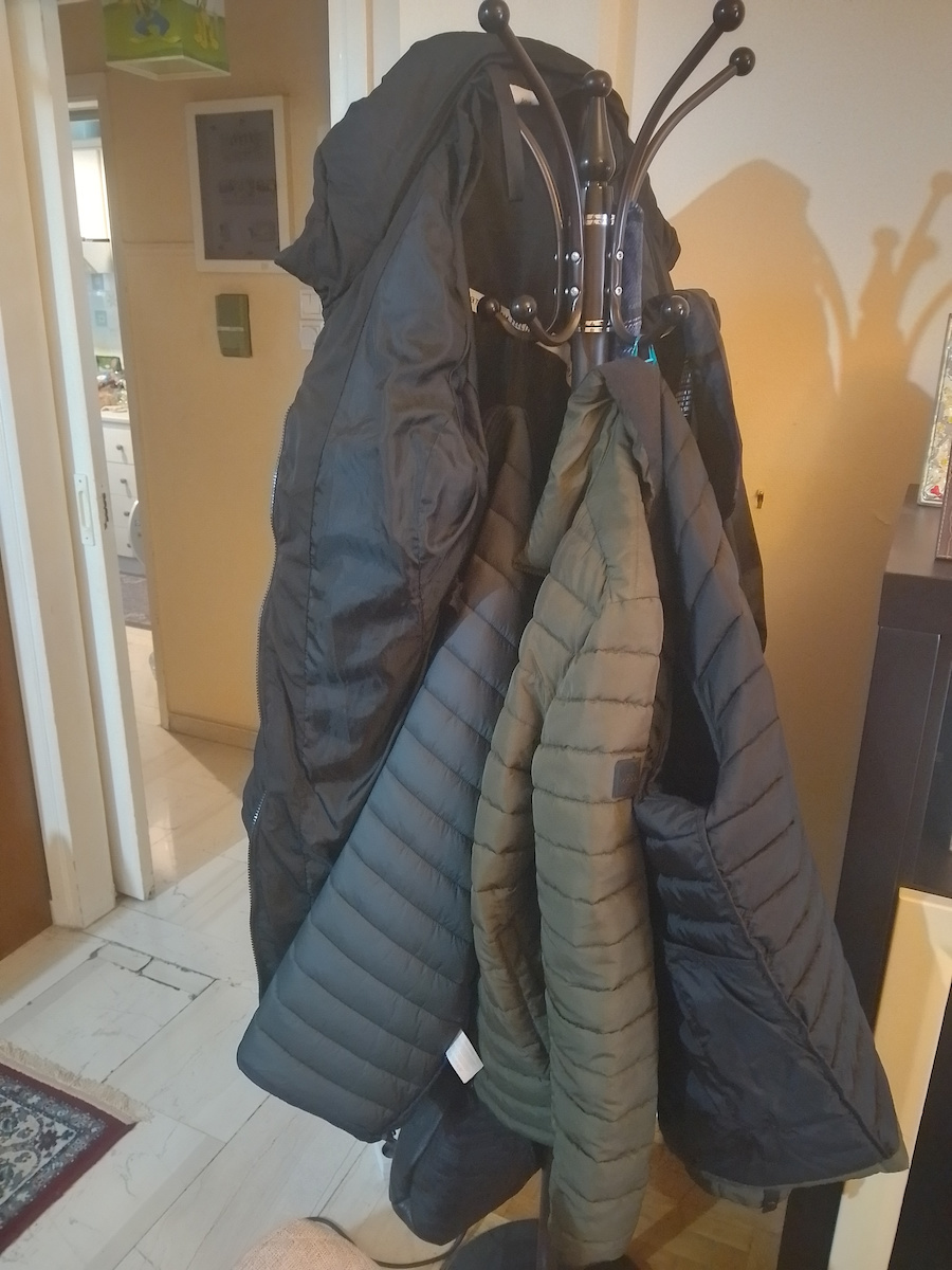 Woodwell Metallic Coat Rack with Umbrella Holder Black Rotating with Marble Base Jason 37x37x170cm