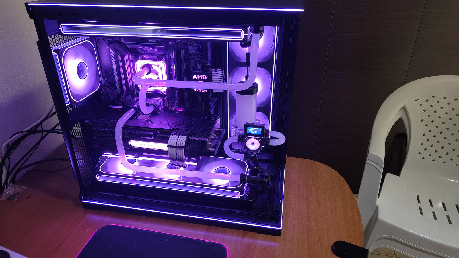 Jonsbo ZB-360BR Reverse Blade Case Fan 123mm (2400rpm / 65.26cfm) with ARGB Lighting and 4-Pin PWM Connection