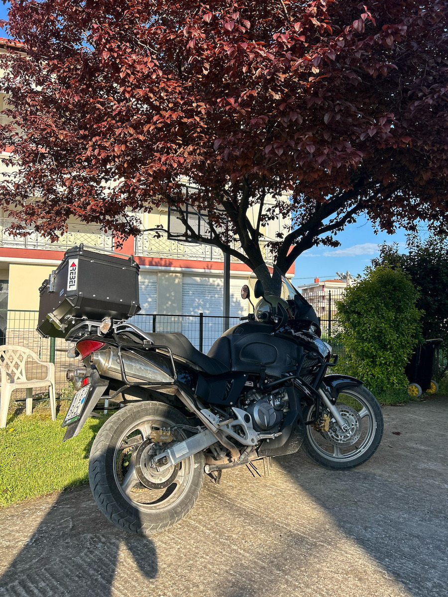 Rebel Aluminium Motorcycle Top Case 65lt Black