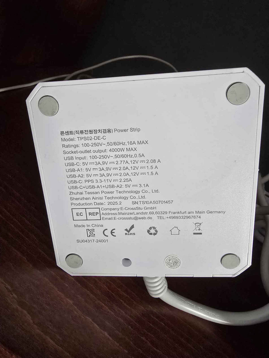 Tessan Πολύπριζο 12 Θέσεων με 2 USB-A, 1 USB-C και Καλώδιο 2m