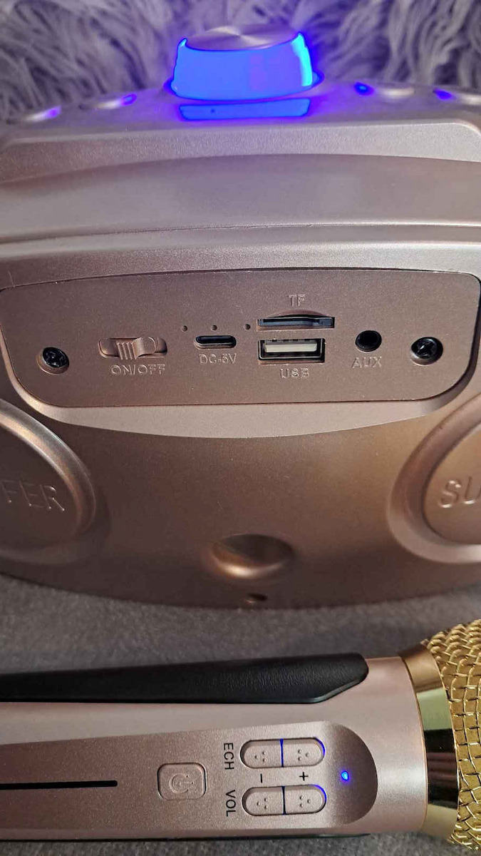 Boxă Karaoke cu Microfoane Wireless și Efecte de Iluminare SD-306 Negru