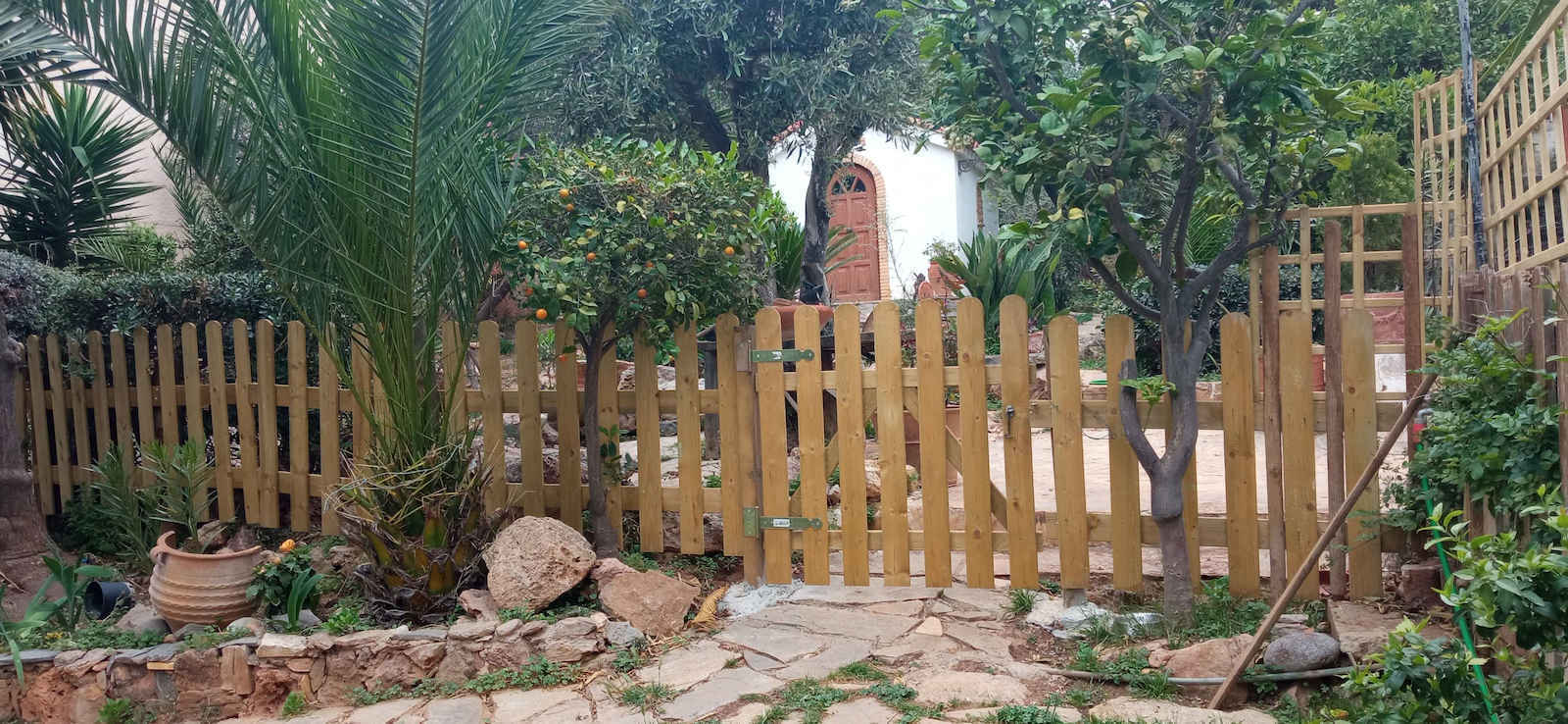 Showood Wooden Fence Gate in Beige Color 1.0x1.0m