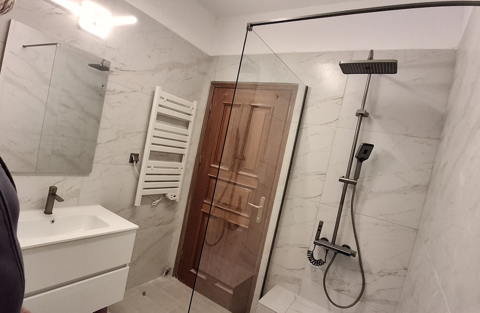 Wallex Adjustable Shower Column with Mixer 145cm Gray
